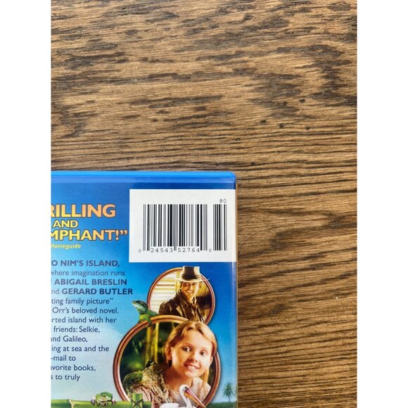 Nims Island 2008 DVD Family Adventure Abigail Breslin Jodie Foster Pre-Owned - Picture 4 of 4